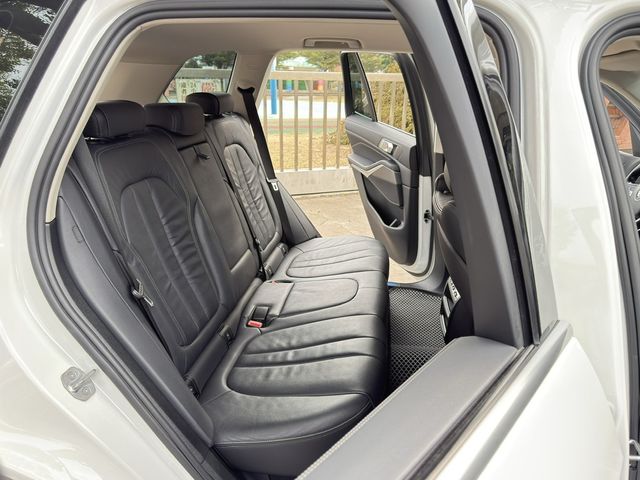 BMW寶馬 X5 XDRIVE25D  第6張相片