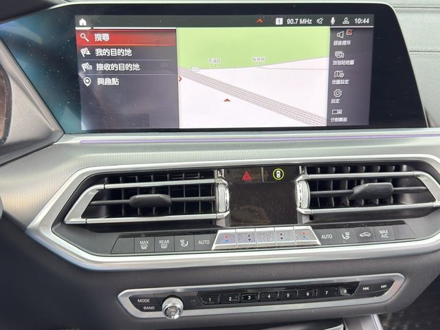 BMW寶馬 X5 XDRIVE25D  第13張相片