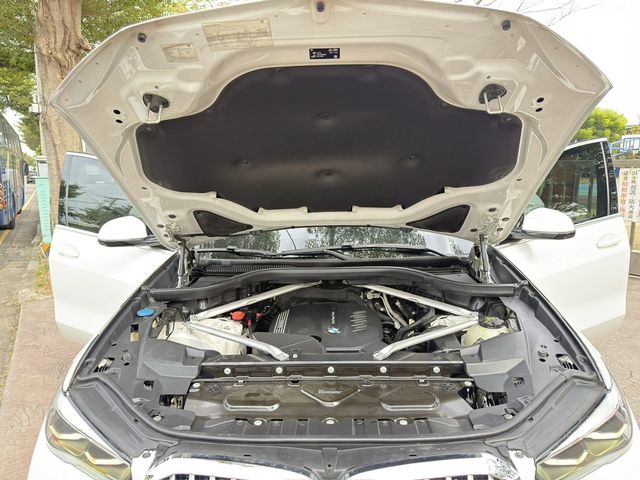 BMW寶馬 X5 XDRIVE25D  第19張相片