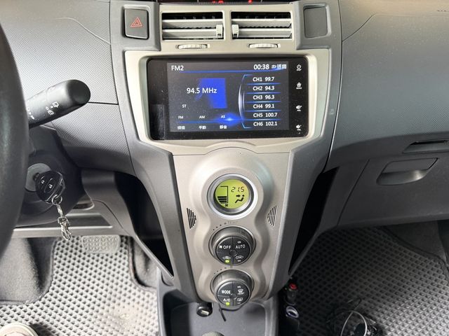 TOYOTA豐田 YARIS  第7張相片