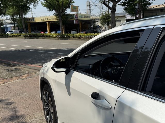 LEXUS凌志 RX300  第9張相片