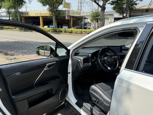 LEXUS凌志 RX300  第10張相片