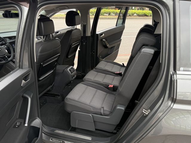 VOLKSWAGEN福斯 TOURAN  第5張相片
