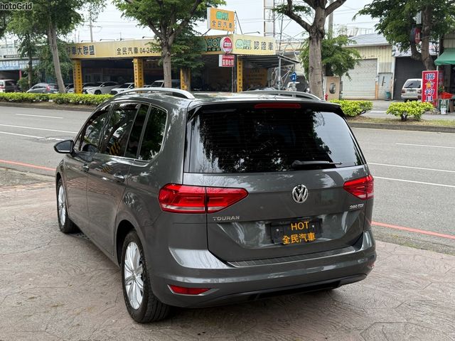 VOLKSWAGEN福斯 TOURAN  第9張相片