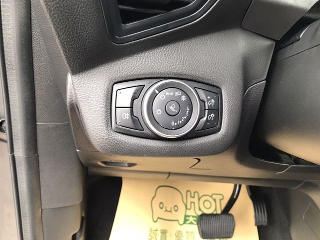 FORD福特 KUGA  第18張相片