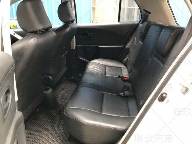 TOYOTA豐田 YARIS  第6張相片
