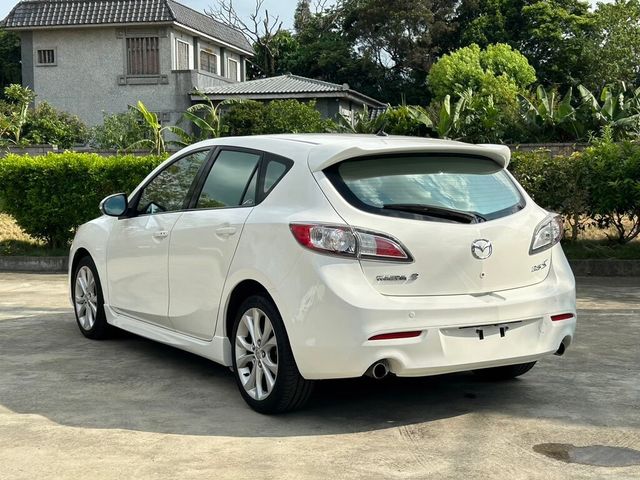 MAZDA馬自達 MAZDA 3  第2張相片