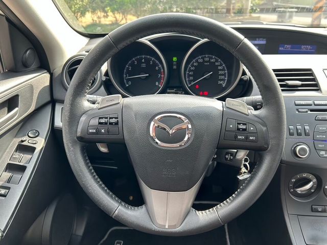 MAZDA馬自達 MAZDA 3  第7張相片