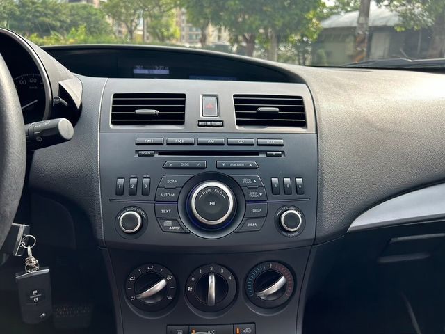 MAZDA馬自達 MAZDA 3  第9張相片
