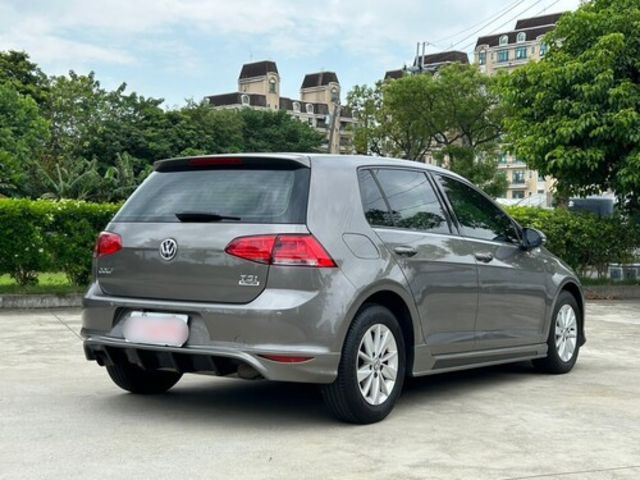 VOLKSWAGEN福斯 GOLF  第4張相片