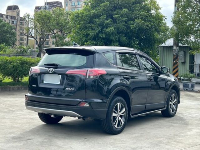 TOYOTA豐田 RAV4  第4張相片