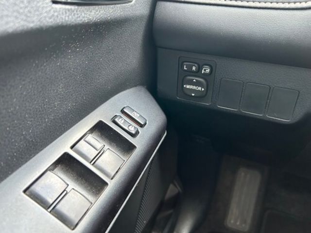 TOYOTA豐田 RAV4  第8張相片