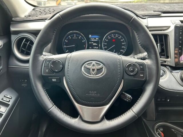 TOYOTA豐田 RAV4  第9張相片
