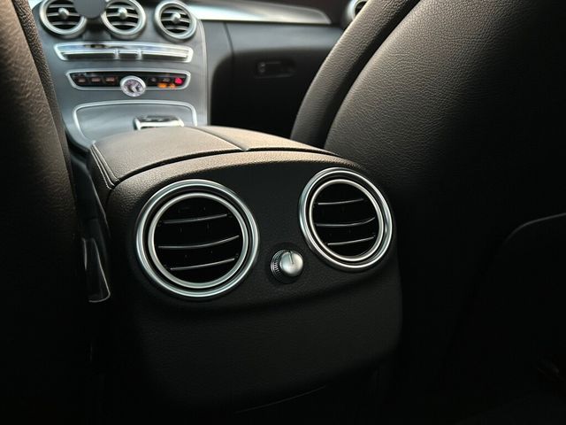 M-BENZ賓士 C300  第16張相片