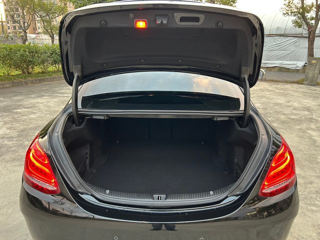 M-BENZ賓士 C300  第18張相片