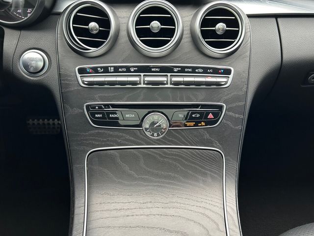 M-BENZ賓士 C300  第13張相片