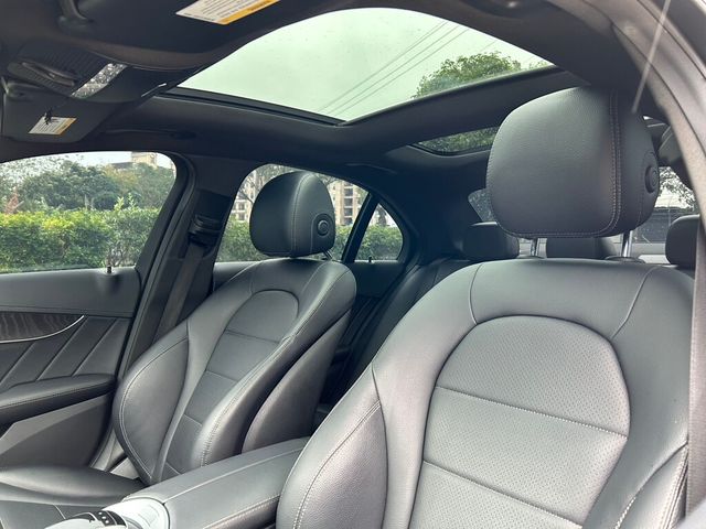 M-BENZ賓士 C300  第16張相片