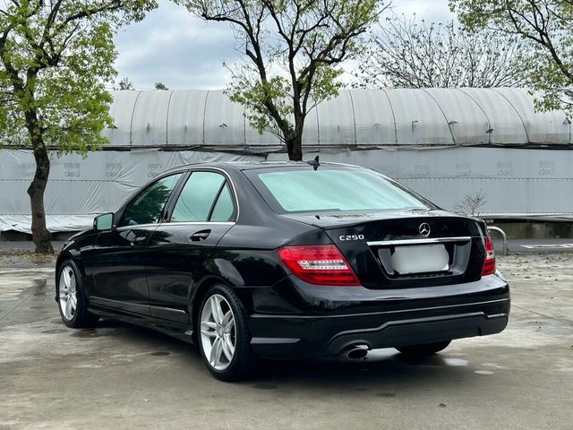 M-BENZ賓士 C250  第2張相片