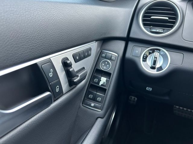 M-BENZ賓士 C250  第8張相片