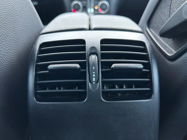 M-BENZ賓士 C250  第16張相片