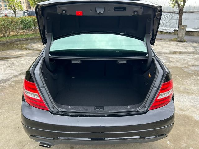 M-BENZ賓士 C250  第18張相片