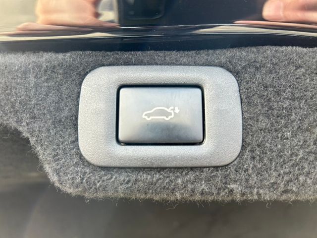 LEXUS凌志 LS350  第39張相片