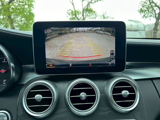 M-BENZ賓士 C300  第12張相片