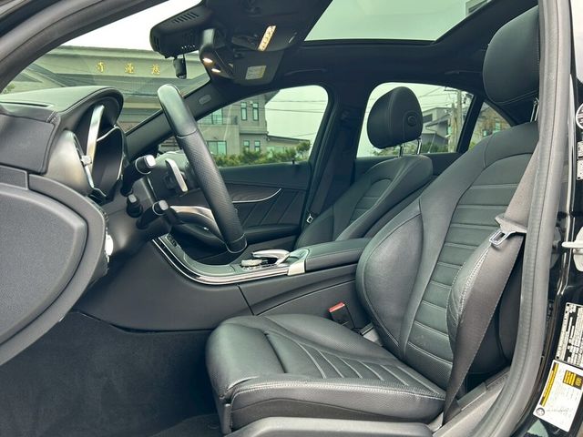 M-BENZ賓士 C300  第15張相片