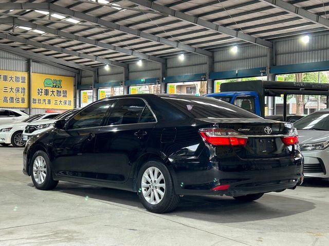 TOYOTA豐田 CAMRY  第2張相片