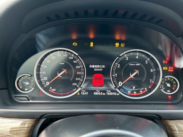 BMW寶馬 520I  第10張相片