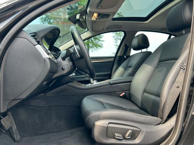 BMW寶馬 520I  第13張相片