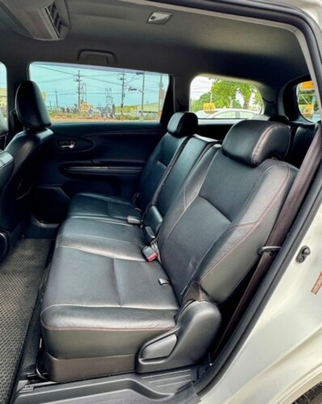 TOYOTA豐田 WISH  第10張相片