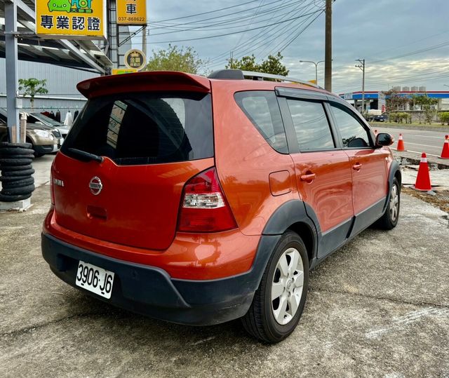 NISSAN日產 LIVINA  第2張相片