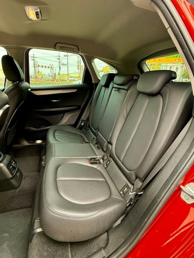 BMW寶馬 220I  第10張相片