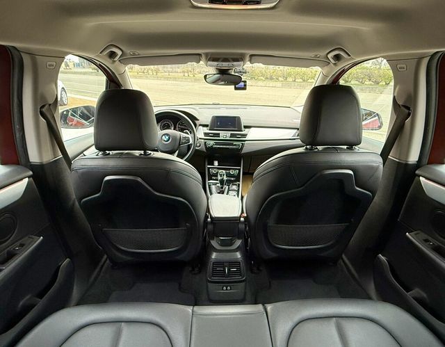 BMW寶馬 220I  第11張相片