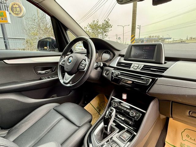BMW寶馬 220I  第13張相片