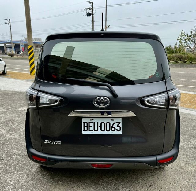 TOYOTA豐田 SIENTA  第7張相片