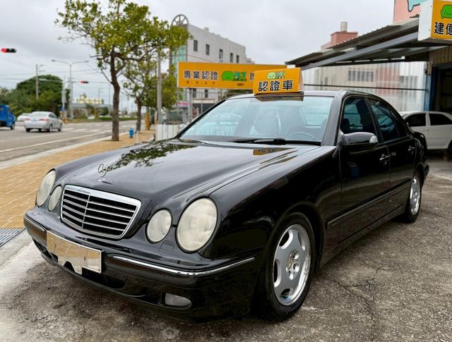 M-BENZ賓士 E320  第1張相片