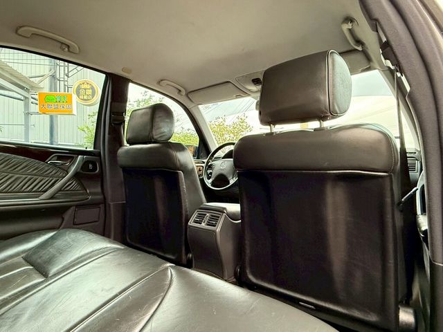 M-BENZ賓士 E320  第11張相片