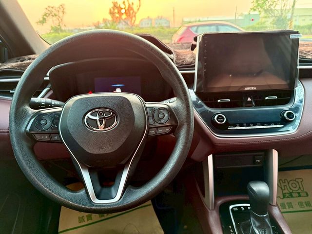 TOYOTA豐田 COROLLA CROSS HYBRID  第15張相片