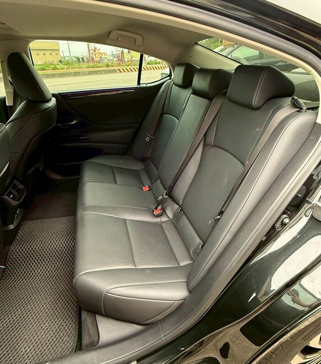 LEXUS凌志 ES200  第10張相片