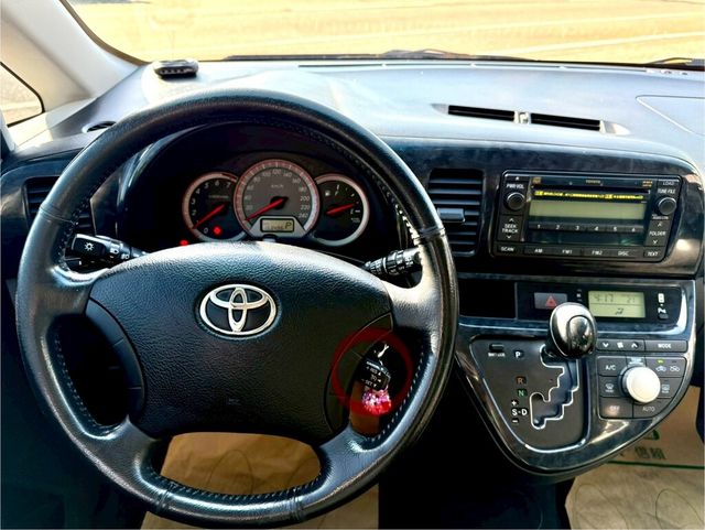 TOYOTA豐田 WISH  第17張相片