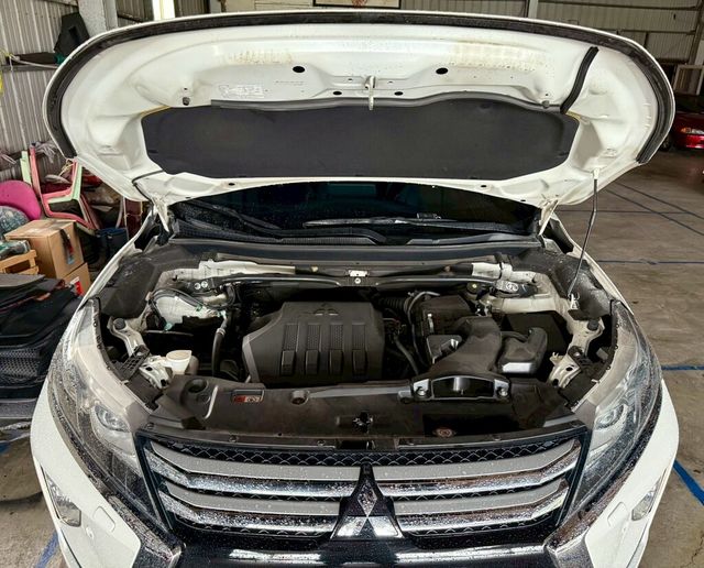 MITSUBISHI三菱 ECLIPSE  第6張相片