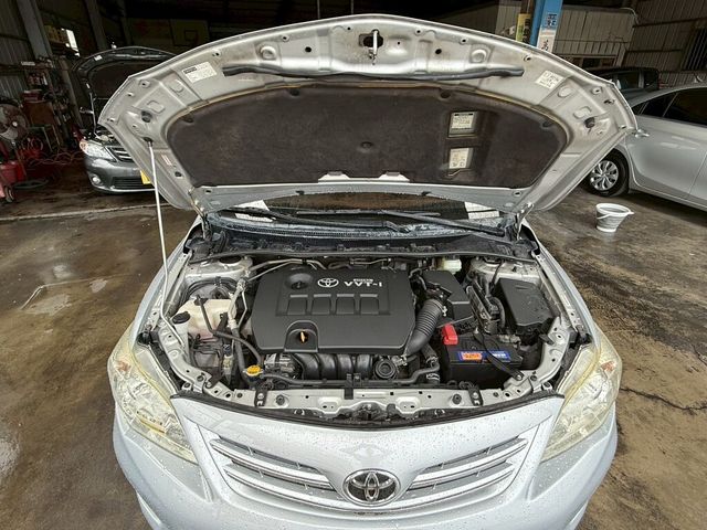 TOYOTA豐田 ALTIS  第6張相片