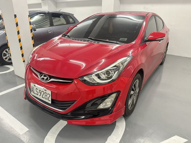 HYUNDAI現代 ELANTRA  第1張相片