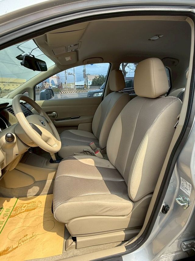 NISSAN日產 TIIDA  第9張相片