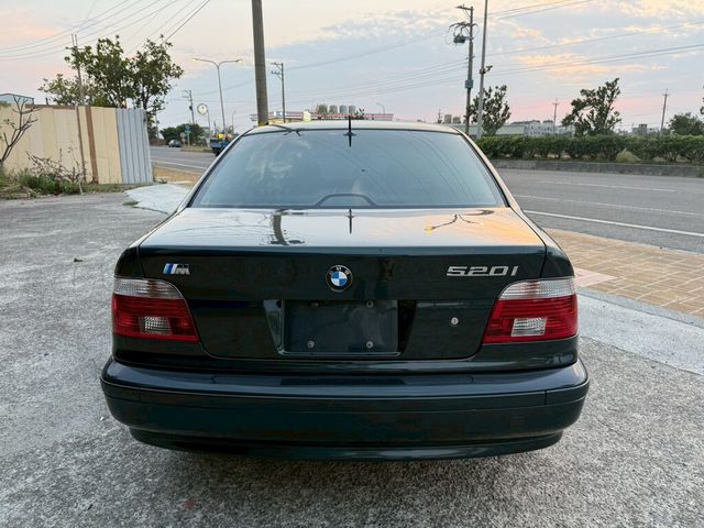 BMW寶馬 520  第4張相片