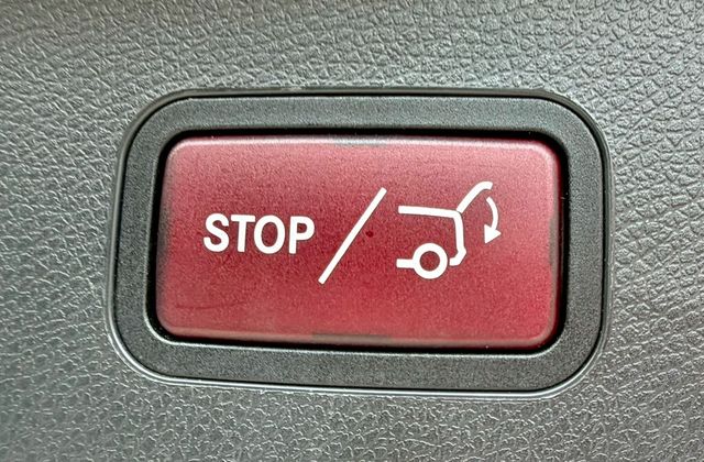 M-BENZ賓士 GLA180  第19張相片