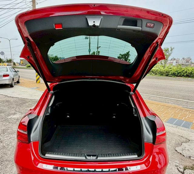 M-BENZ賓士 GLA180  第20張相片