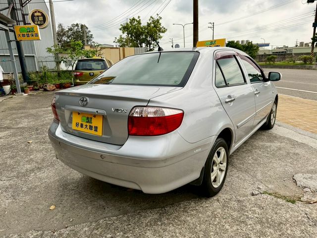 TOYOTA豐田 VIOS  第2張相片